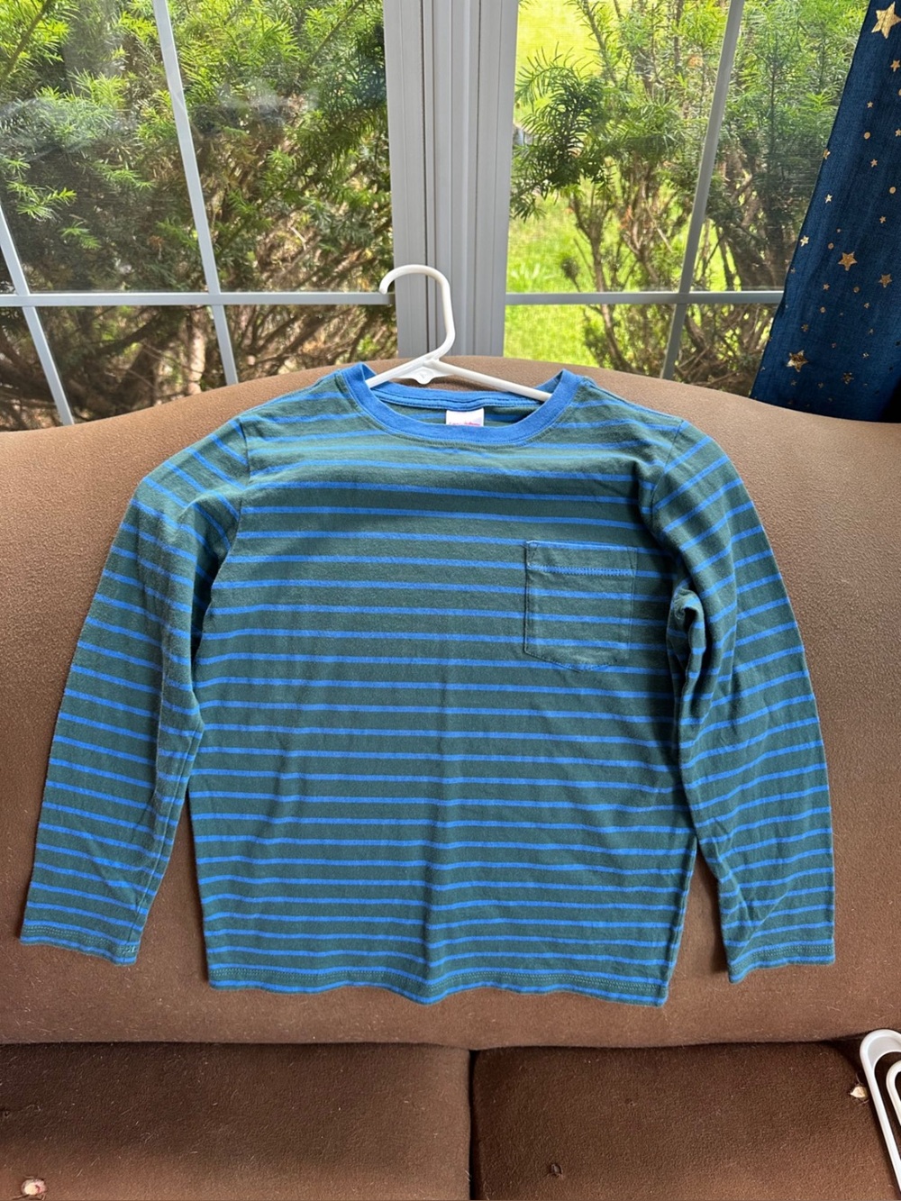 Hanna Andersson Bright Kids Basics Pocket Tee Pima Cotton Green/Blue Stripes